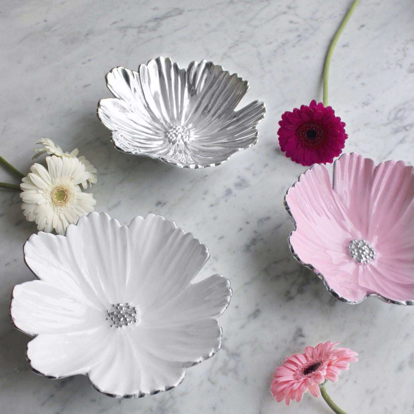 Cosmos Pink Sauce Dish